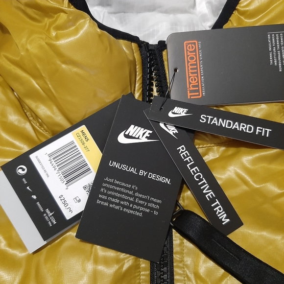 Nike Sportswear Windrunner Synthetic Fill jacket - Picture 8 of 10